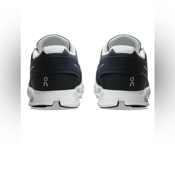 On Running  
Men's Cloud 5 Midnight/White - Picture 4 of 14